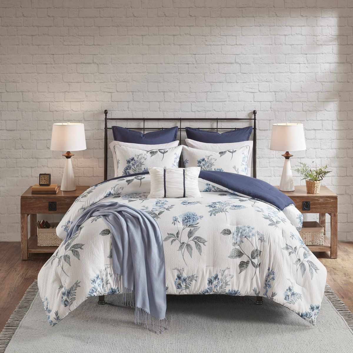 Gorgeous Floral on Cream – 7-Piece Printed Seersucker Comforter/Duvet Set with Throw Blanket